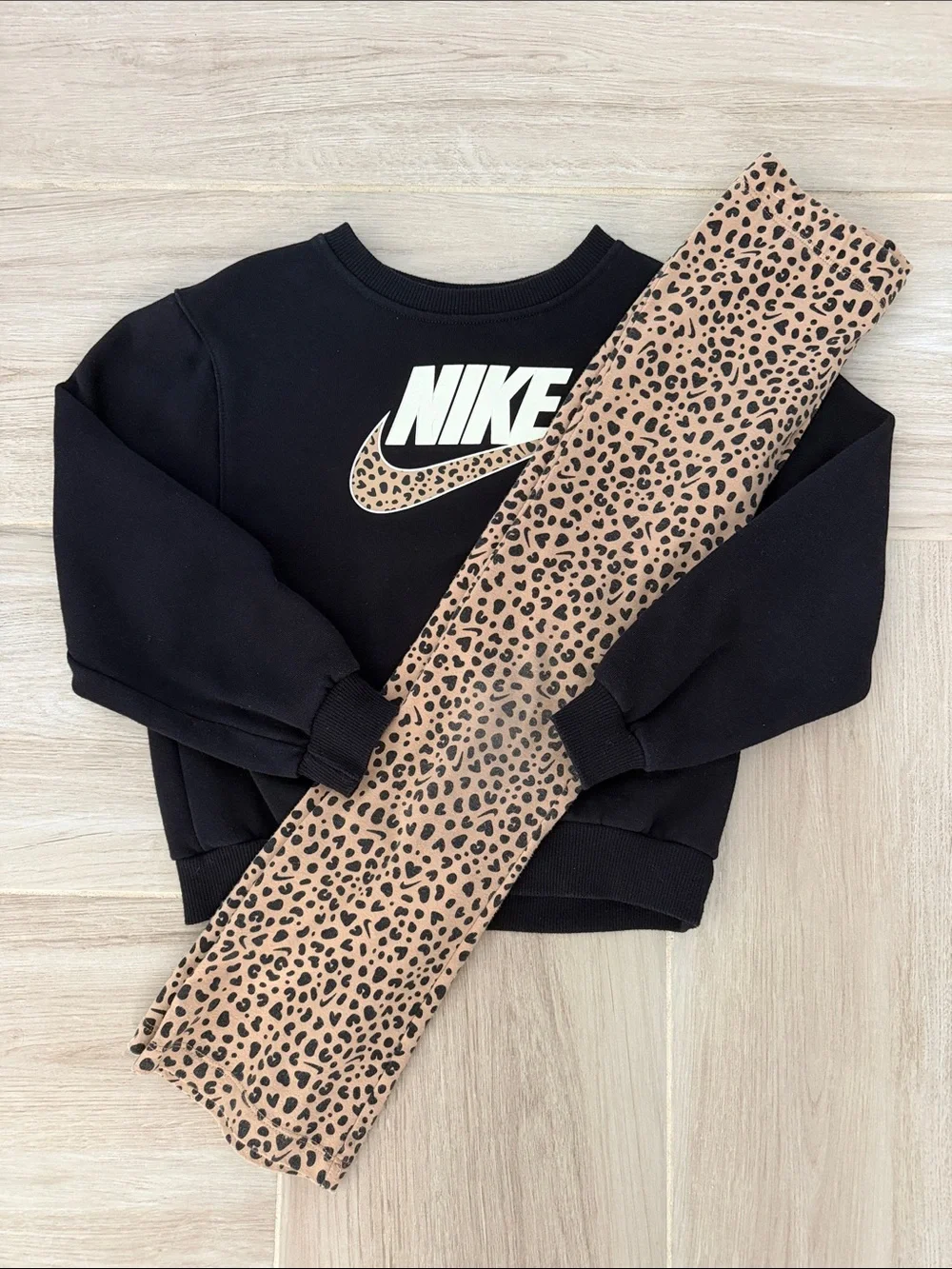 Nike Girls 2-Piece Wild Warmth Printed Top and Leggings Set